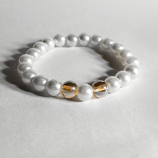 White Pearls & Crystal Beads Bracelet