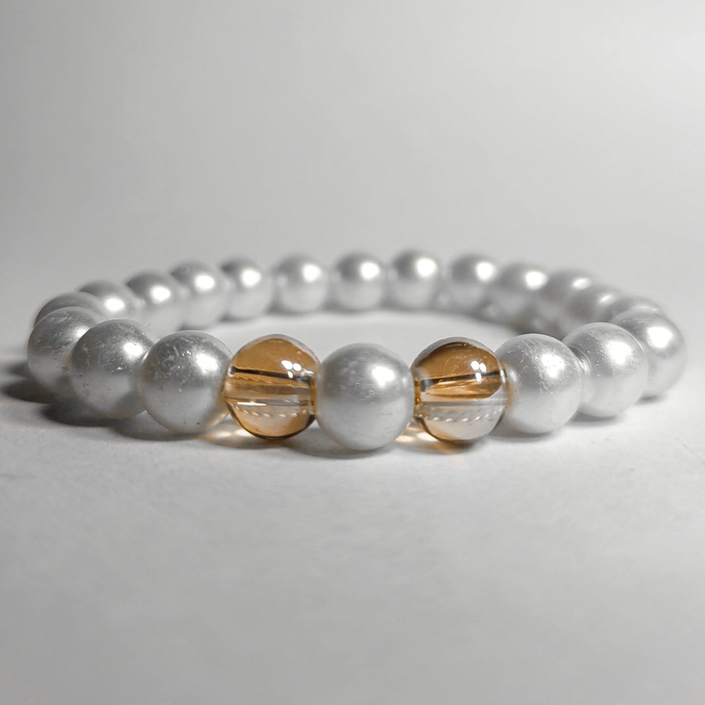 White Pearls & Crystal Beads Bracelet